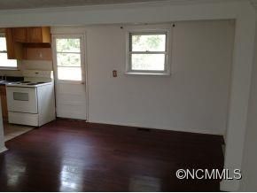 347 South Rugby Road Hendersonville, NC 28791 - Photo 4 of 9 Gallery Image 4