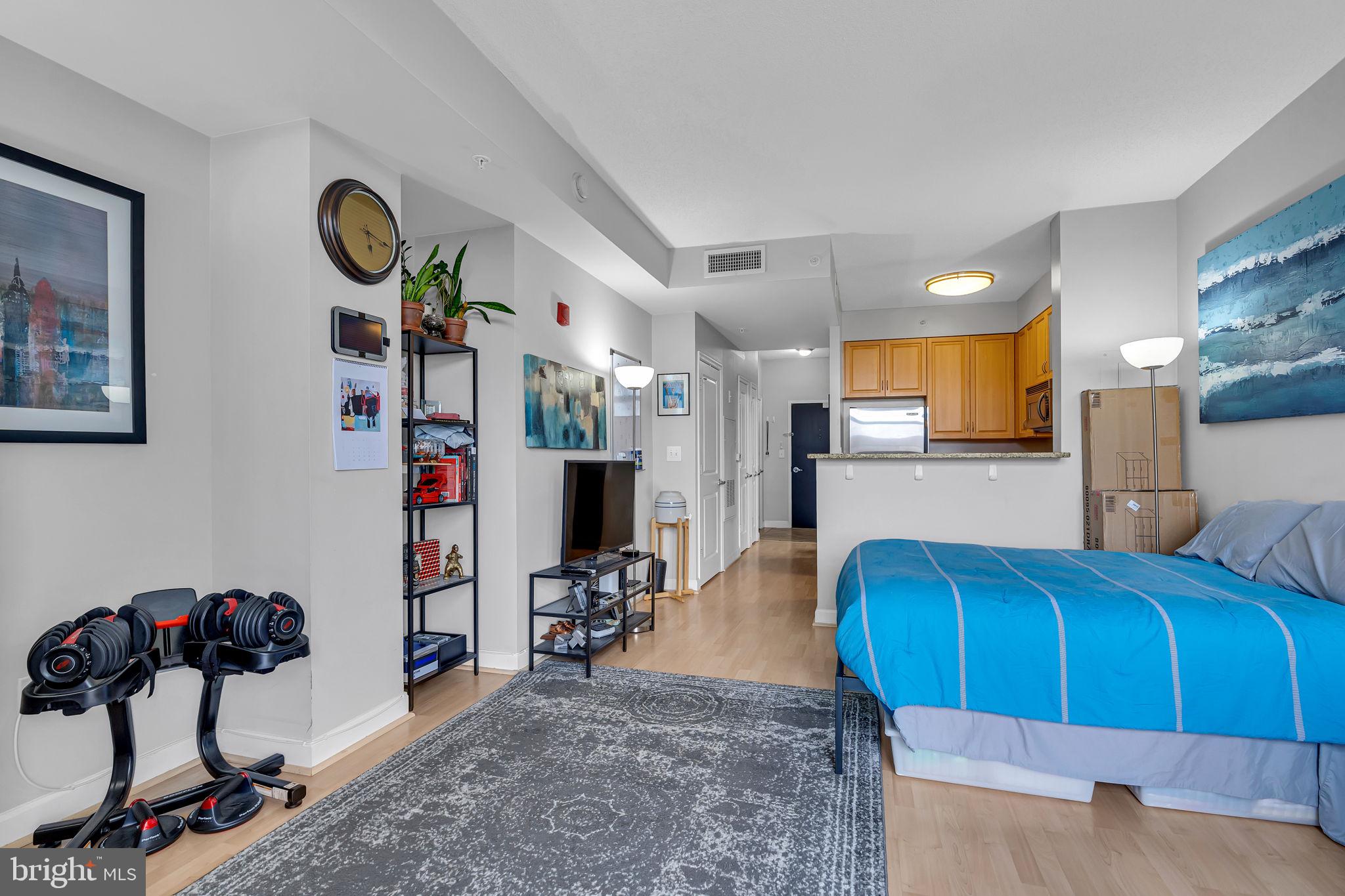 1111 25th Street Northwest, Unit 818 Washington, DC 20037 - Photo 12 of 22