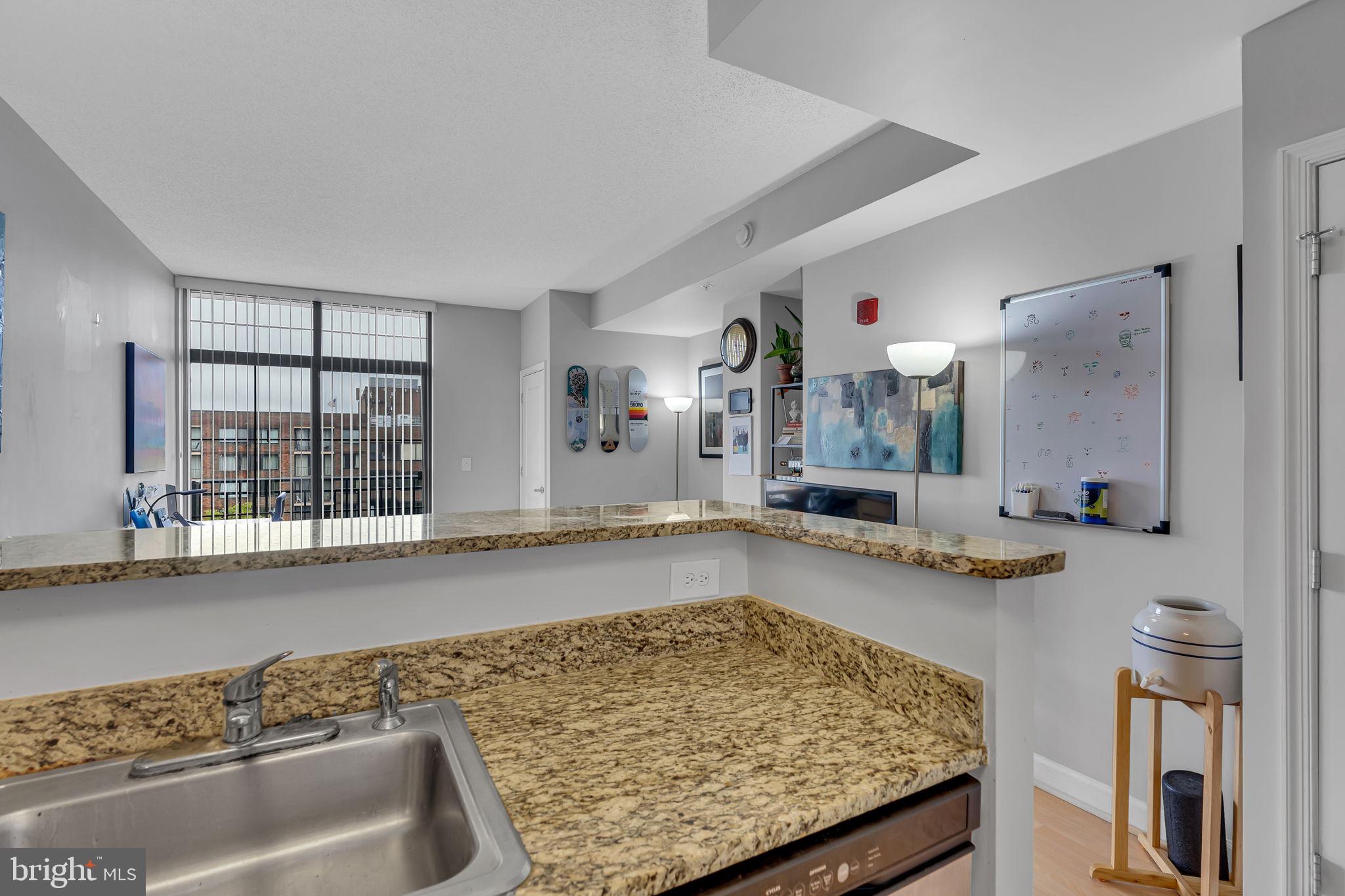 1111 25th Street Northwest, Unit 818 Washington, DC 20037 - Photo 4 of 22