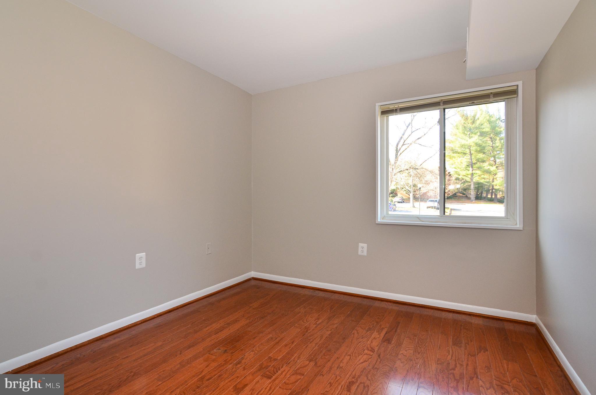 1427 Northgate Square, Unit 11B Reston, VA 20190 - Photo 6 of 41 Bedroom 2