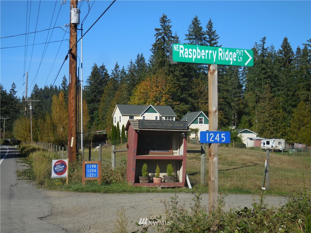 4 Northeast Raspberry Ridge Lane Poulsbo, WA 98370 - Photo 20 of 22 Gallery Image 20