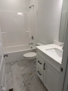 $599,995 | 446 Breakwater Drive, Plainfield, IN 46168