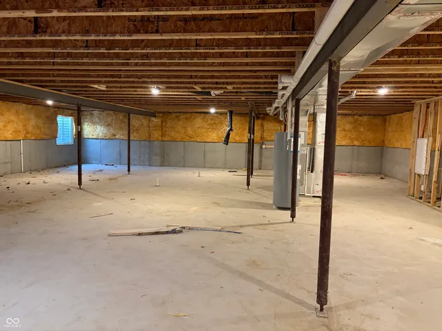 $599,995 | 446 Breakwater Drive, Plainfield, IN 46168