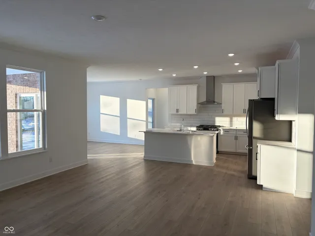 $599,995 | 446 Breakwater Drive, Plainfield, IN 46168