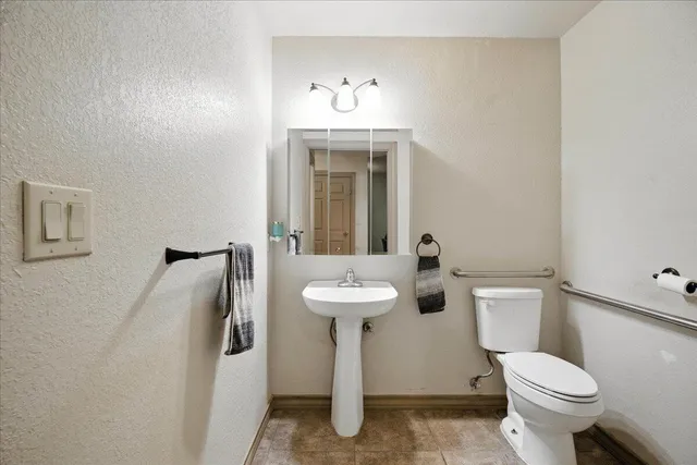 $239,000 | 805 South 23rd Street, Slaton, TX 79364