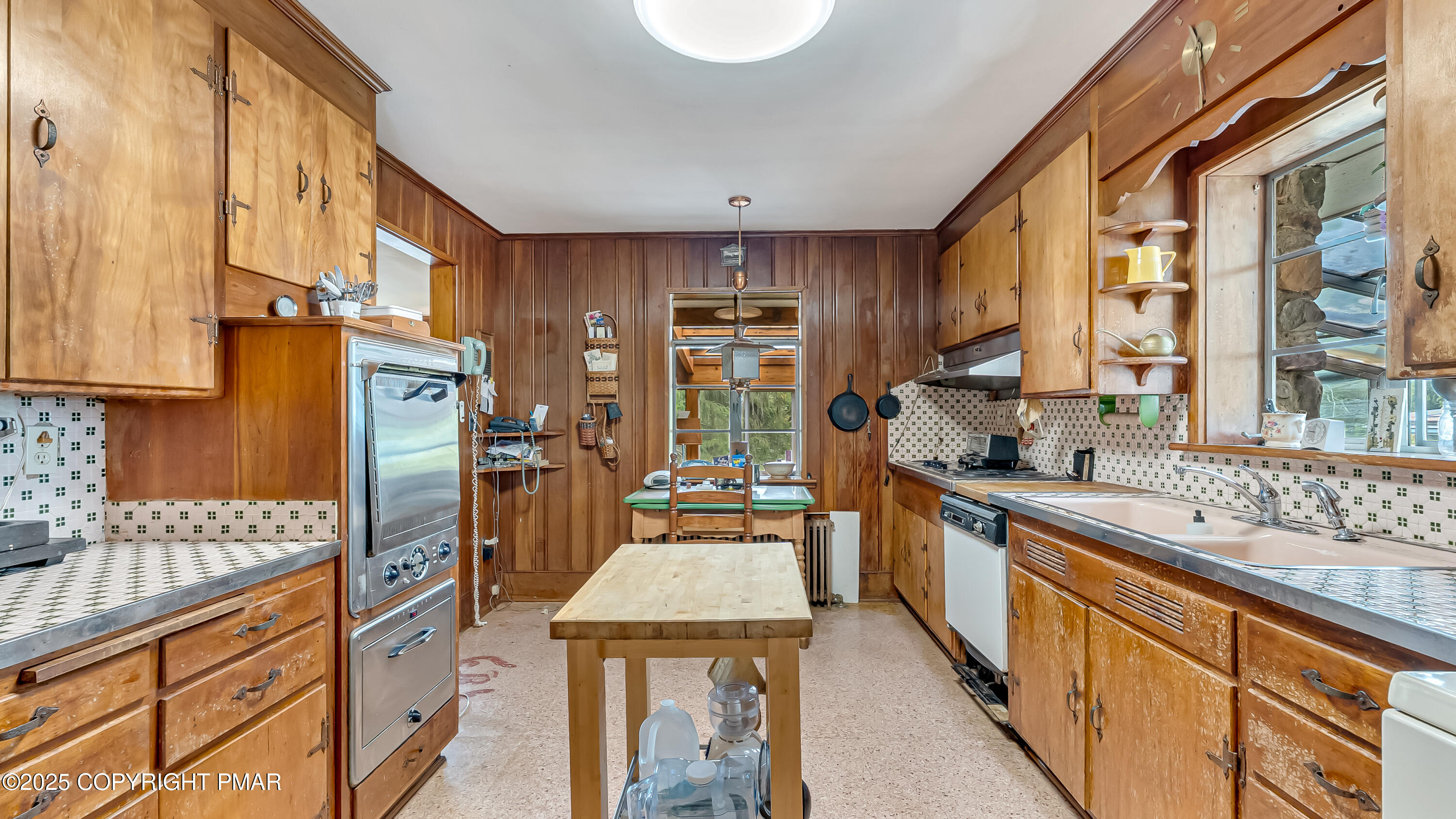 808 Lower Cherry Valley Road Stroudsburg, PA 18360 - Photo 16 of 55 Photo Sep 23 2025, 11 11 27 AM (12)[1200