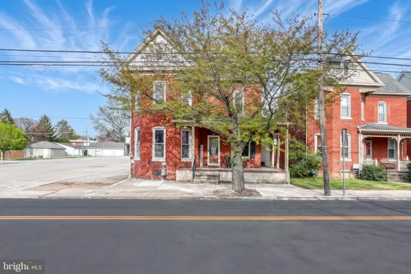 $299,900 | 453 Carlisle Street, Hanover, PA 17331