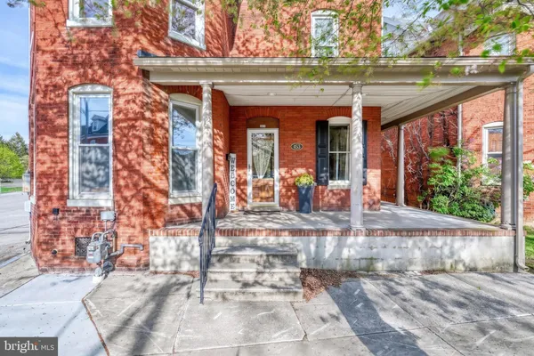 $299,900 | 453 Carlisle Street, Hanover, PA 17331
