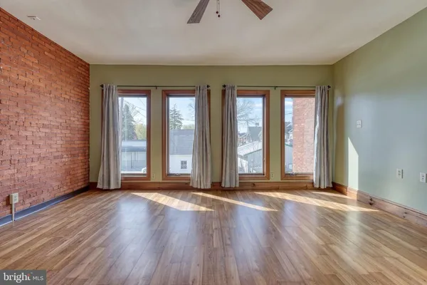 $299,900 | 453 Carlisle Street, Hanover, PA 17331