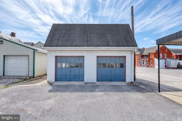 $299,900 | 453 Carlisle Street, Hanover, PA 17331