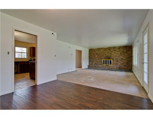 52536 Hickory Road Granger, IN 46530 - Photo 5 of 12