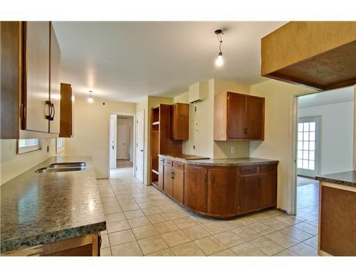 52536 Hickory Road Granger, IN 46530 - Photo 6 of 12