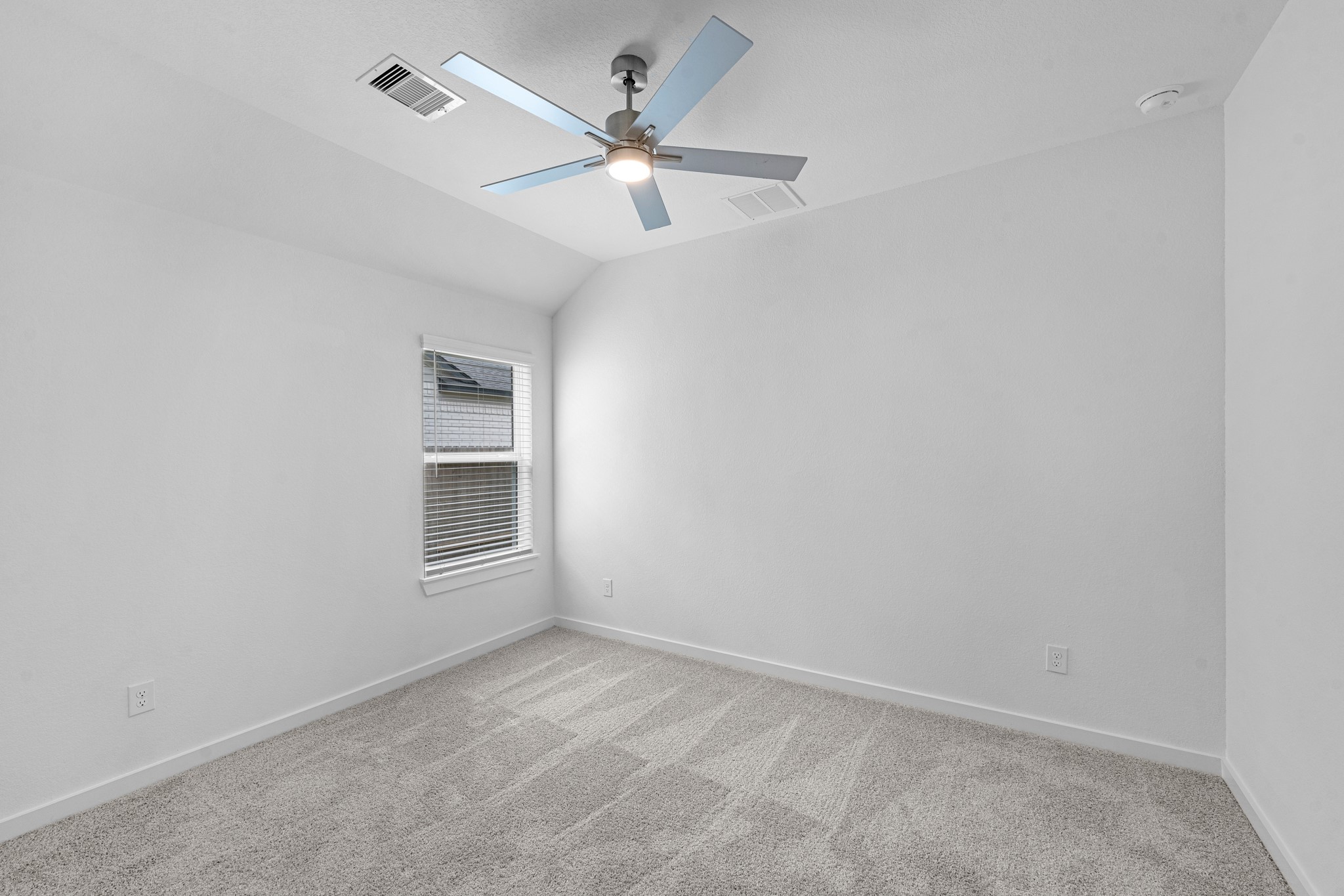 3102 Spitfire Drive Rosenberg, TX 77471 - Photo 14 of 33