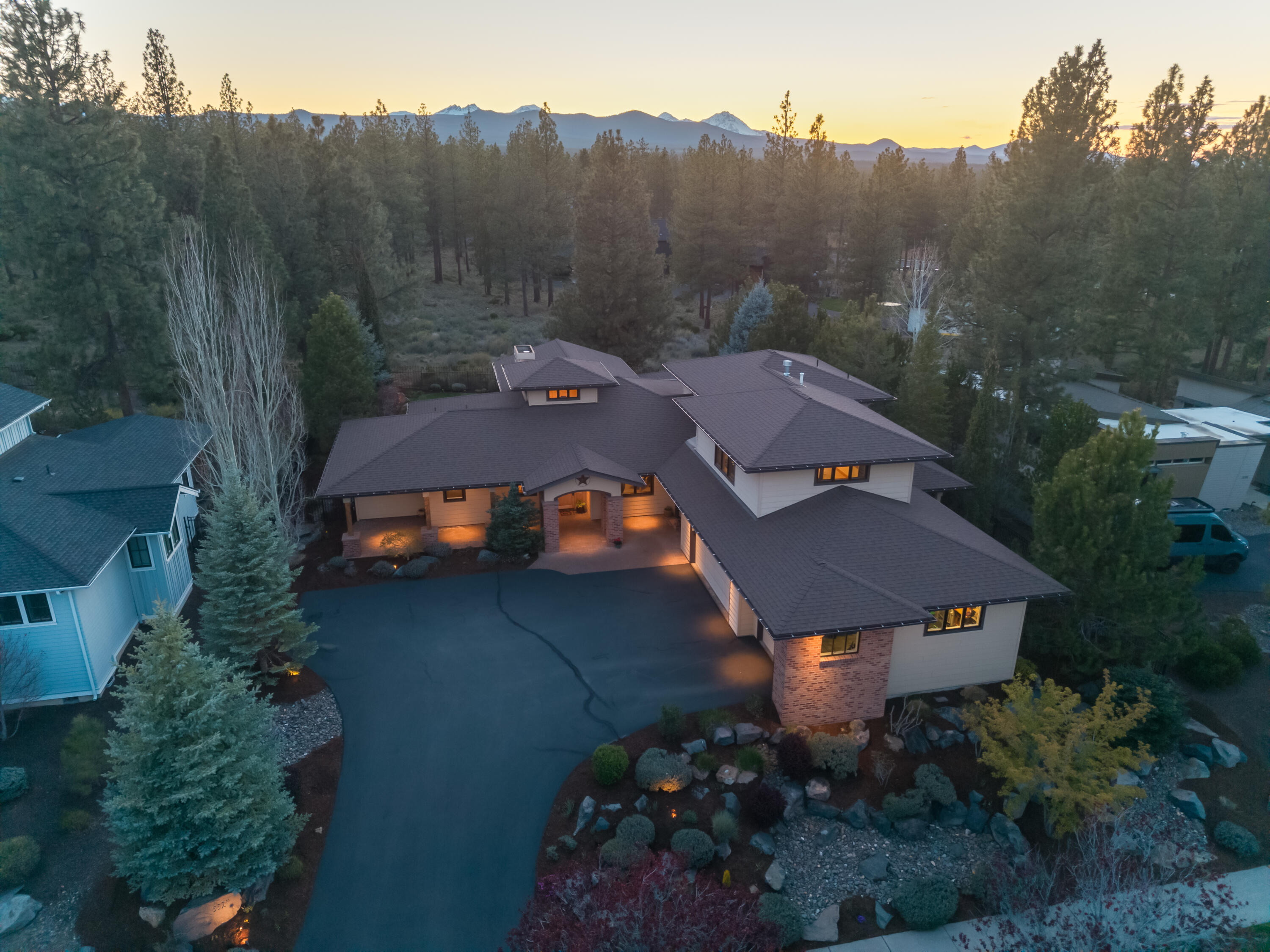 3324 Northwest Shevlin Ridge Bend, OR 97703 - Photo 41 of 45