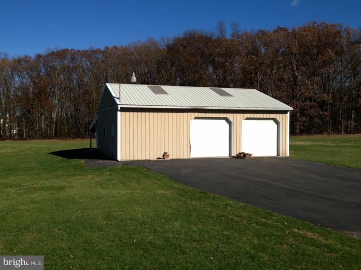 300 Quarry Road Perkasie, PA 18944 - Photo 17 of 20 Barn
