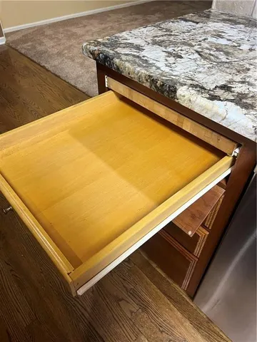 $295,900 | 1003 Northwest Maple Street, Lee's Summit, MO 64063