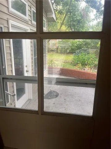 $295,900 | 1003 Northwest Maple Street, Lee's Summit, MO 64063