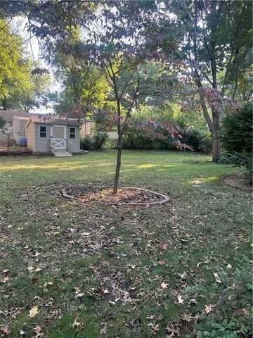 $295,900 | 1003 Northwest Maple Street, Lee's Summit, MO 64063