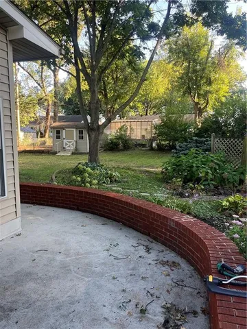 $295,900 | 1003 Northwest Maple Street, Lee's Summit, MO 64063