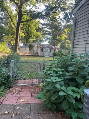 $295,900 | 1003 Northwest Maple Street, Lee's Summit, MO 64063