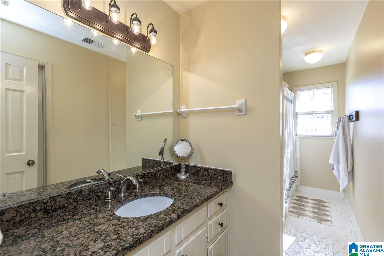 2621 Southminster Road Birmingham, AL 35243 - Photo 30 of 40