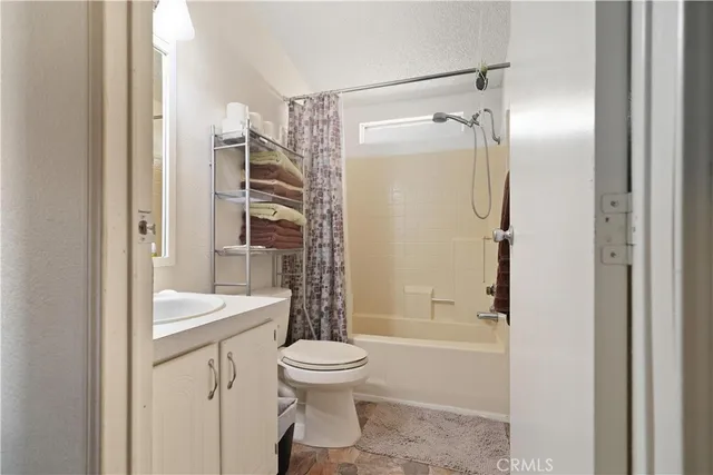 $425,000 | 12132 Sunny Vista Road, Victorville, CA 92392