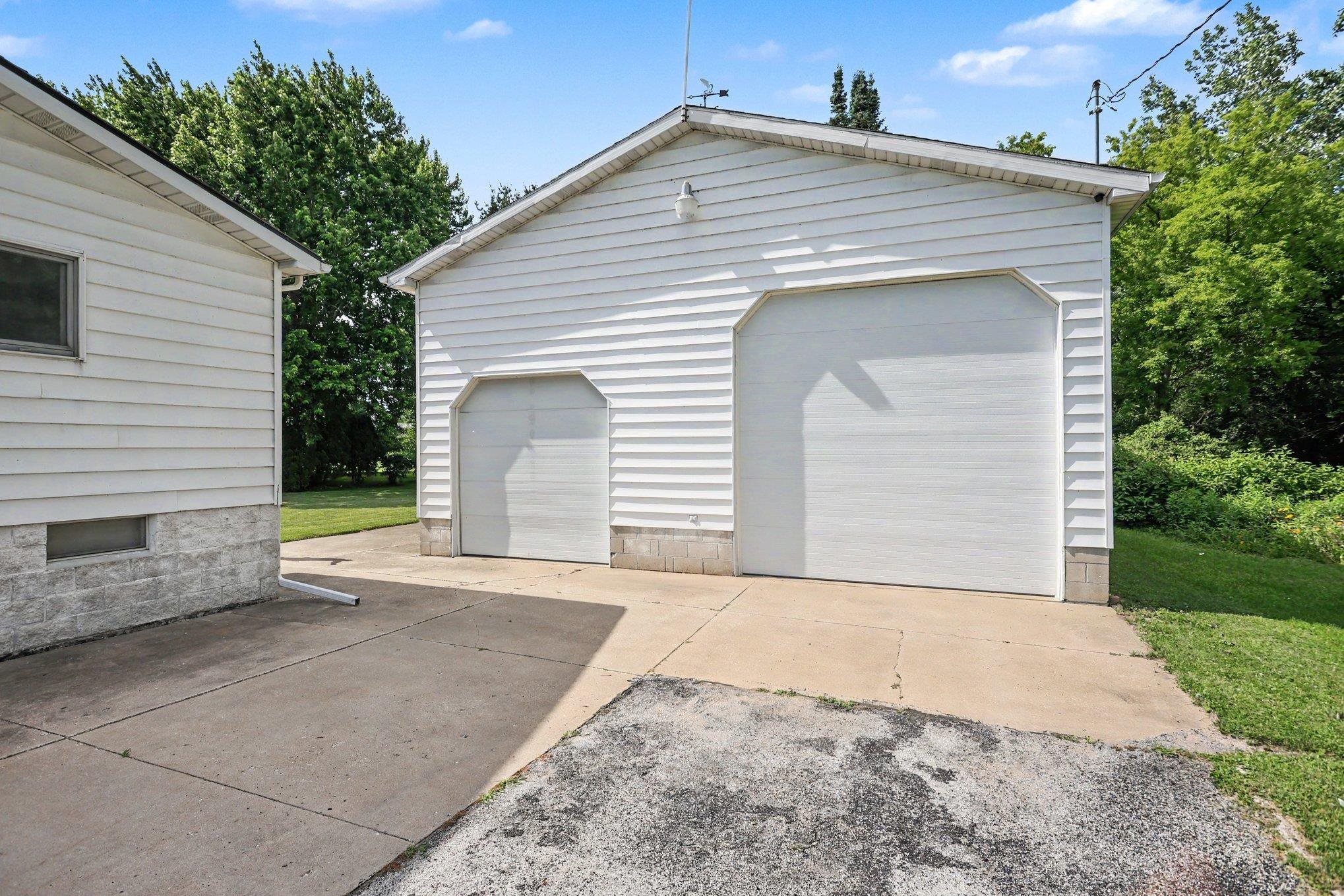 2605 25th Street Bay City, MI 48708 - Photo 23 of 28
