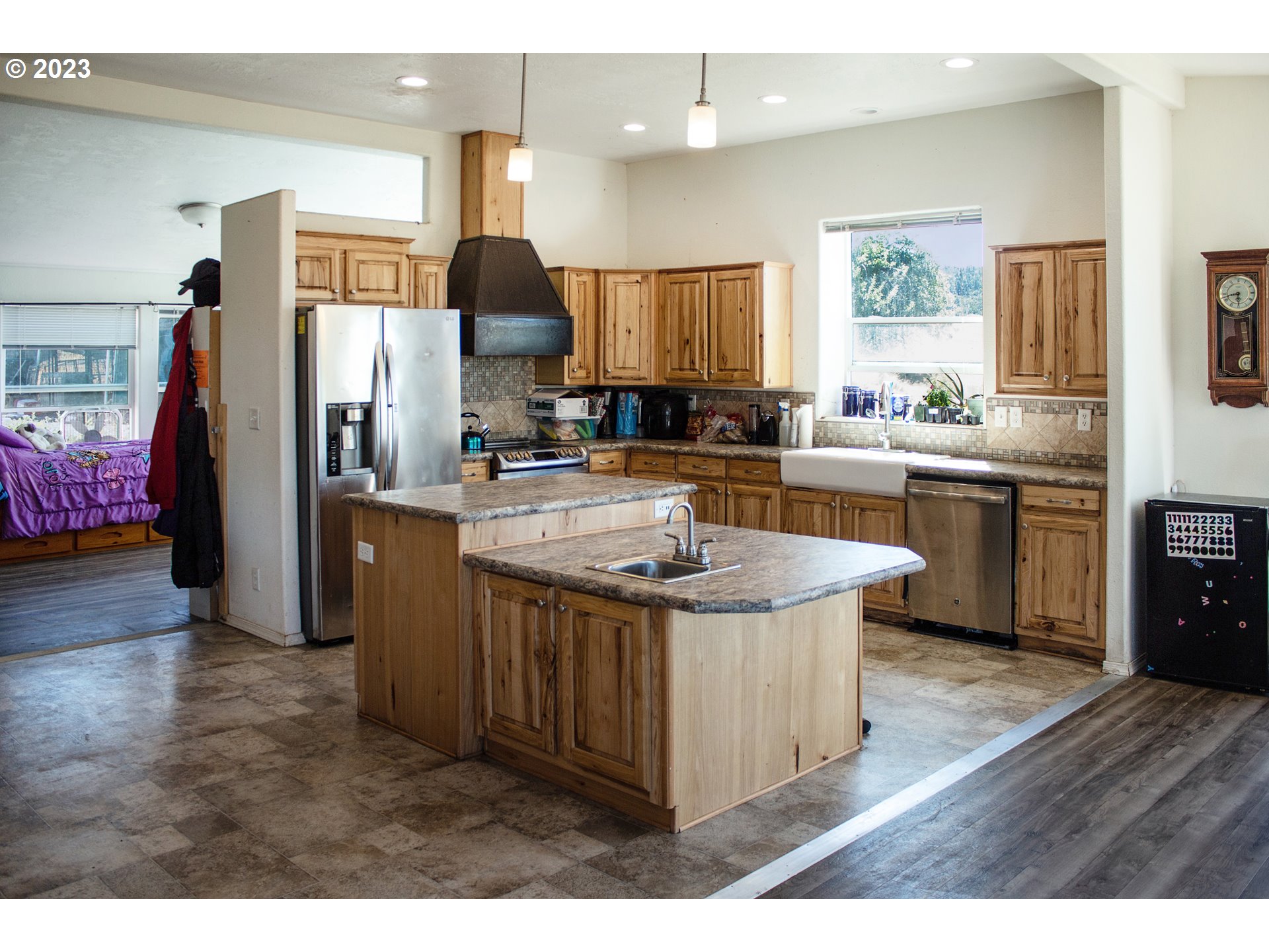 5900 Oak Grove Road Rickreall, OR 97371 - Photo 3 of 12 Gallery Image 3