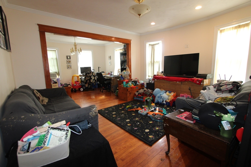 21 Ames Street Worcester, MA 01610 - Photo 28 of 41