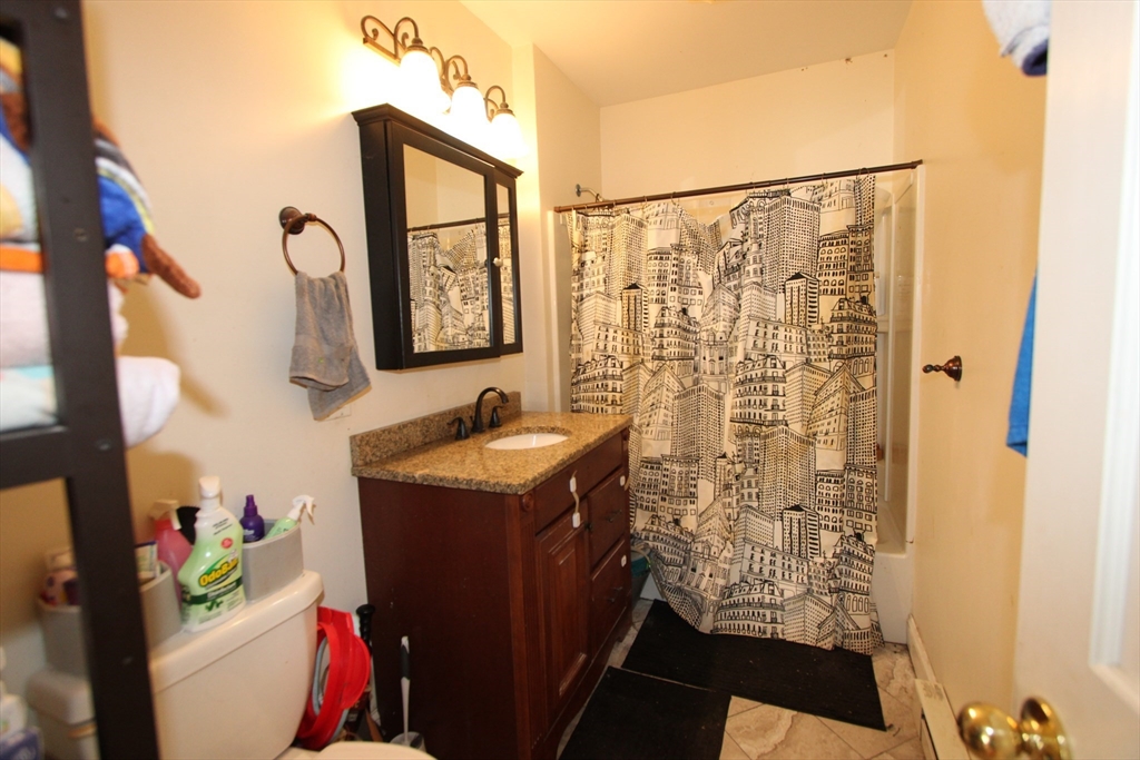 21 Ames Street Worcester, MA 01610 - Photo 30 of 41