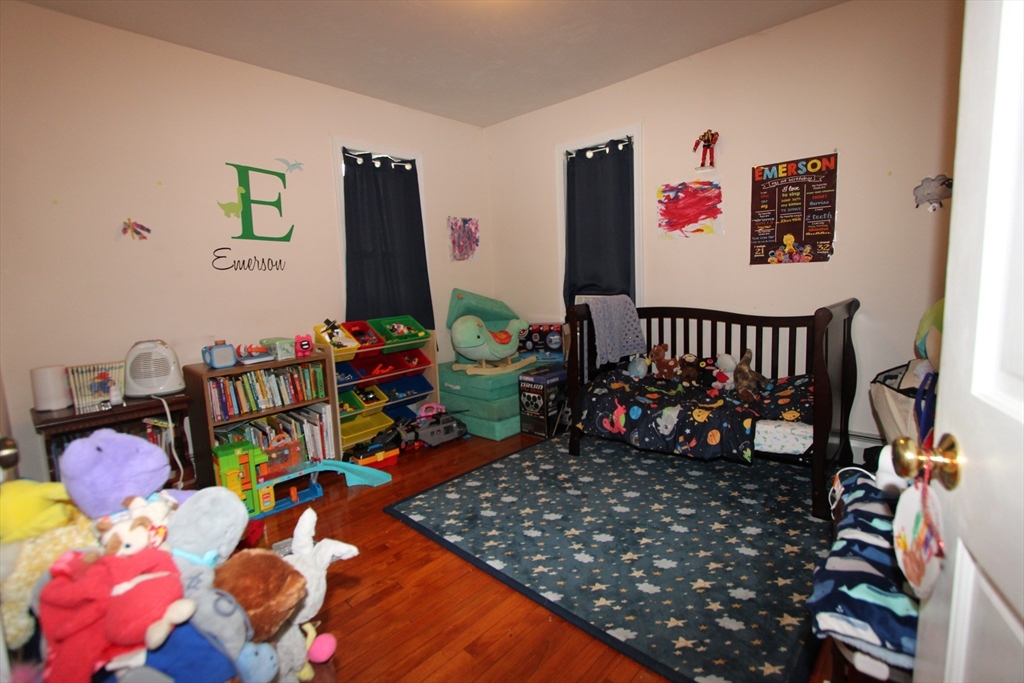 21 Ames Street Worcester, MA 01610 - Photo 32 of 41