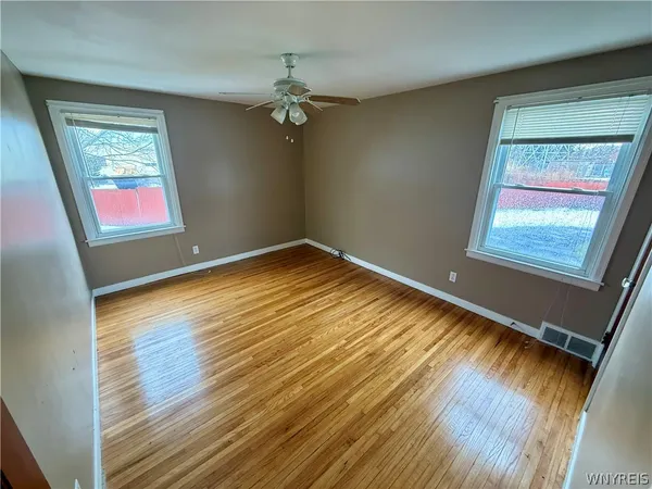 $1,300 | 125 Beryl Drive, Cheektowaga, NY 14225