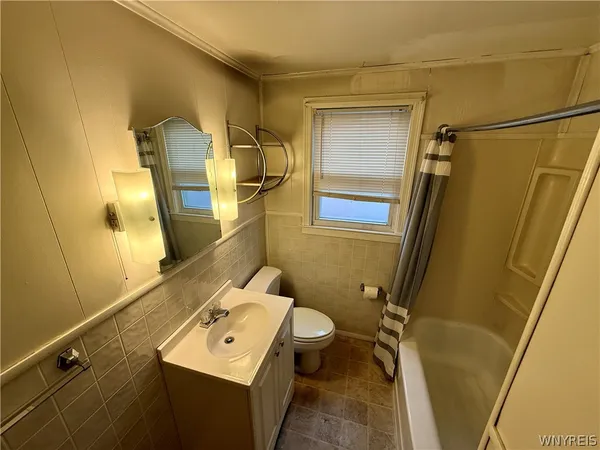 $1,300 | 125 Beryl Drive, Cheektowaga, NY 14225