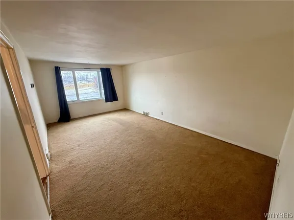 $1,300 | 125 Beryl Drive, Cheektowaga, NY 14225