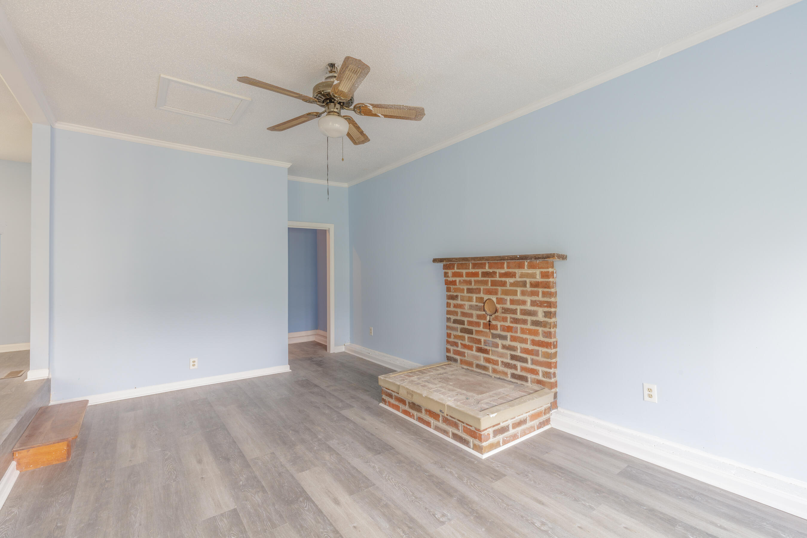 395 Wisteria Road LaFayette, GA 30728 - Photo 3 of 32 395 Wisteria HD-19