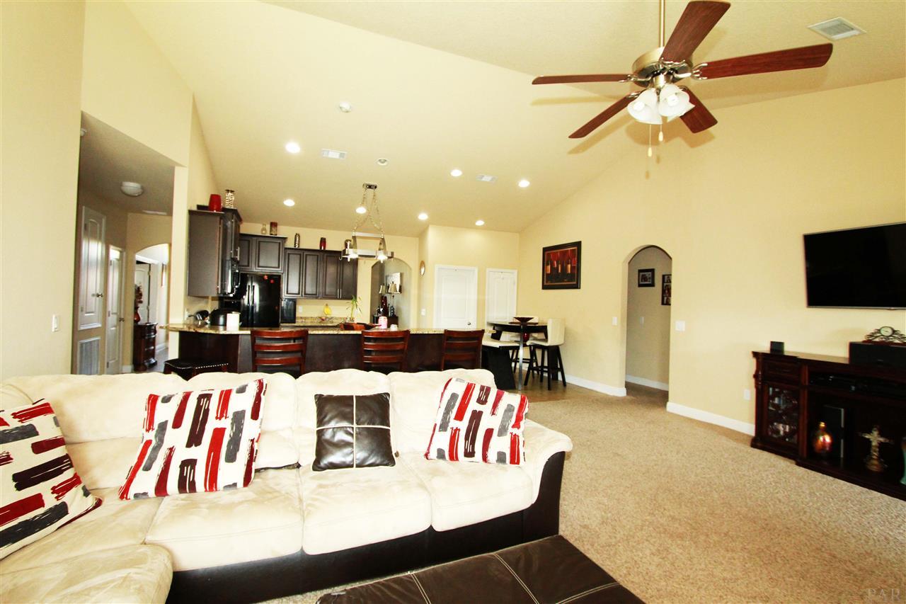 5960 Rustic Ridge Circle Milton, FL 32570 - Photo 9 of 39 Gallery Image 9