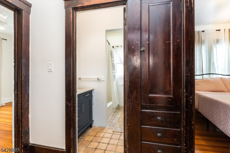 56 Walnut Crescent Montclair, NJ 07042 - Photo 27 of 49