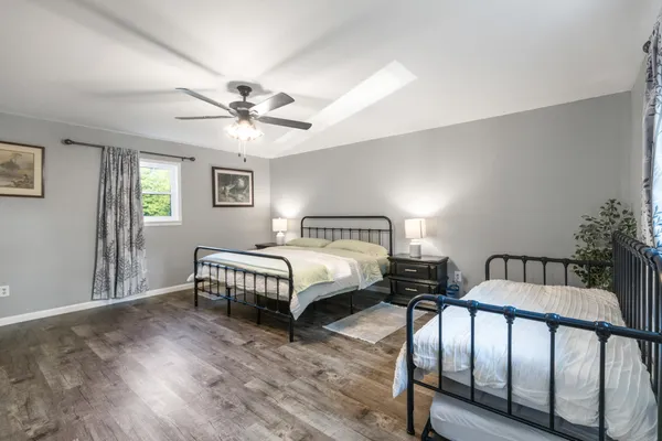 $749,000 | 150 Ledford Lane, Decatur, TN 37322