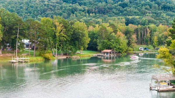 $749,000 | 150 Ledford Lane, Decatur, TN 37322