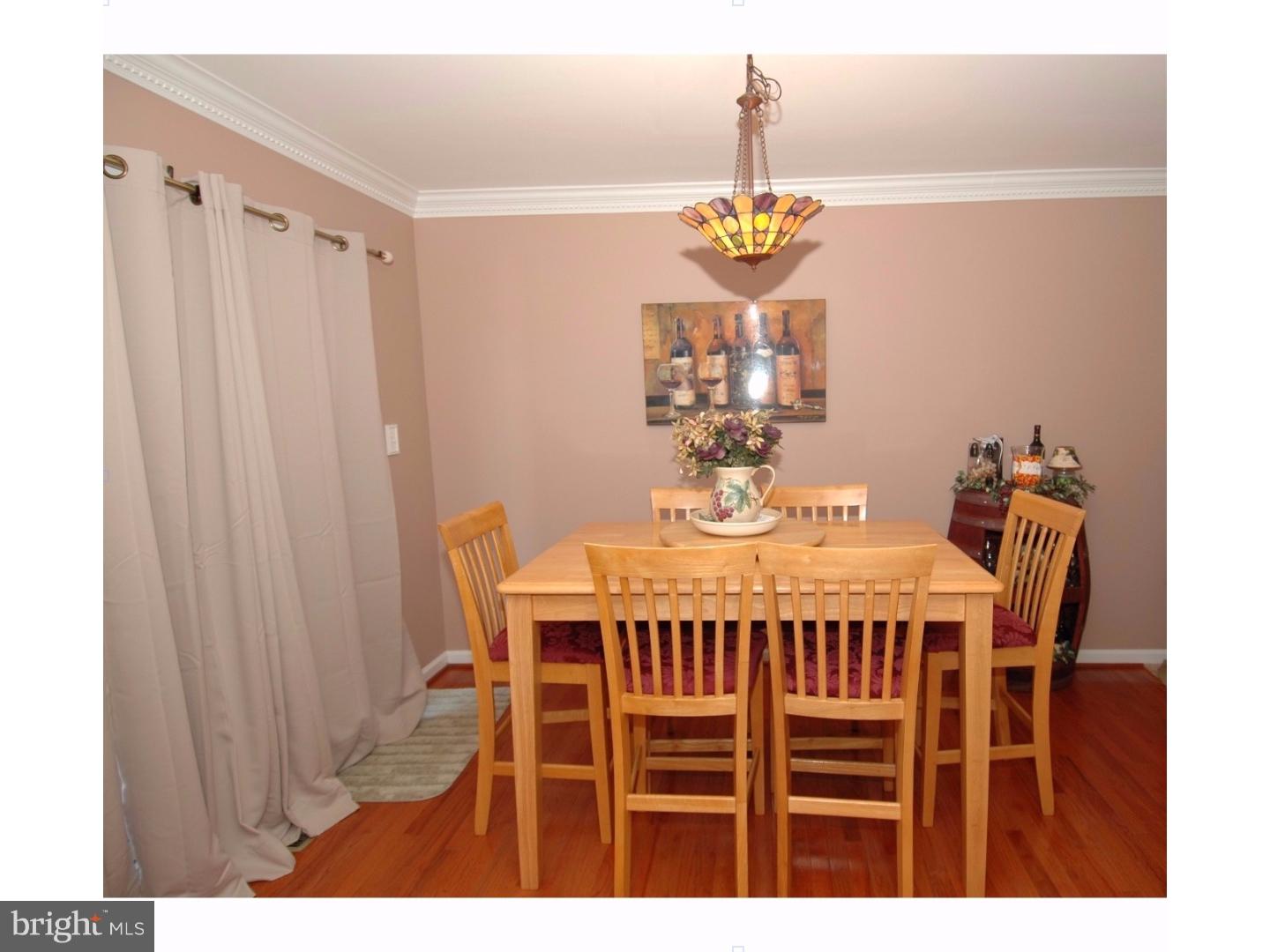 1505 Columbus Road Burlington, NJ 08016 - Photo 12 of 25 Dining Room