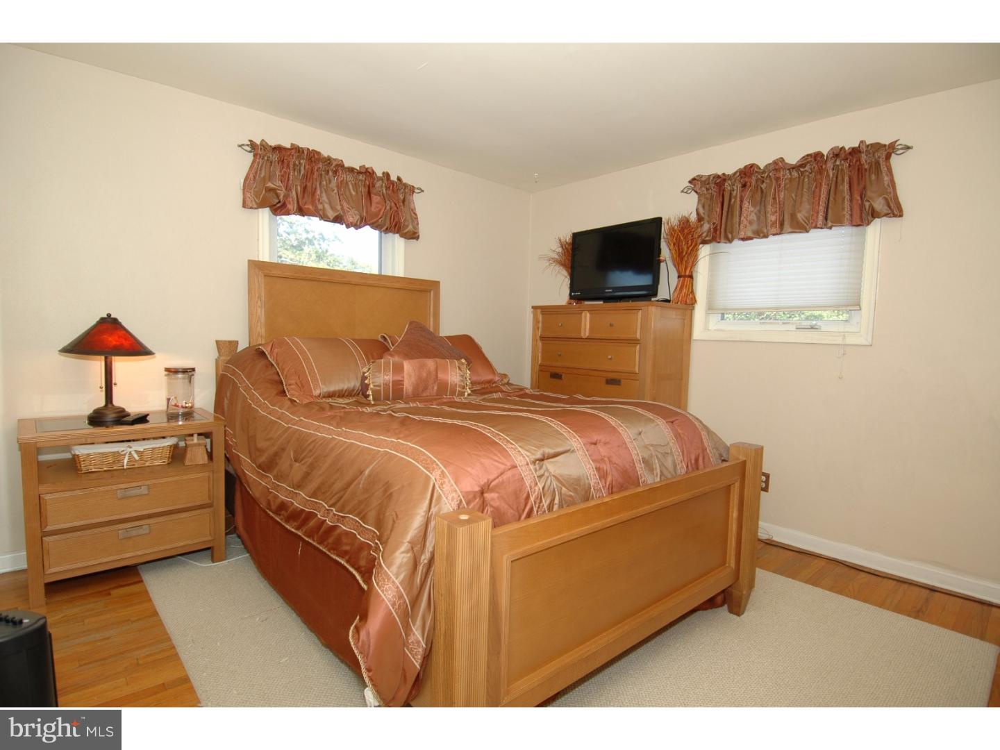 1505 Columbus Road Burlington, NJ 08016 - Photo 18 of 25 Bedroom - Main