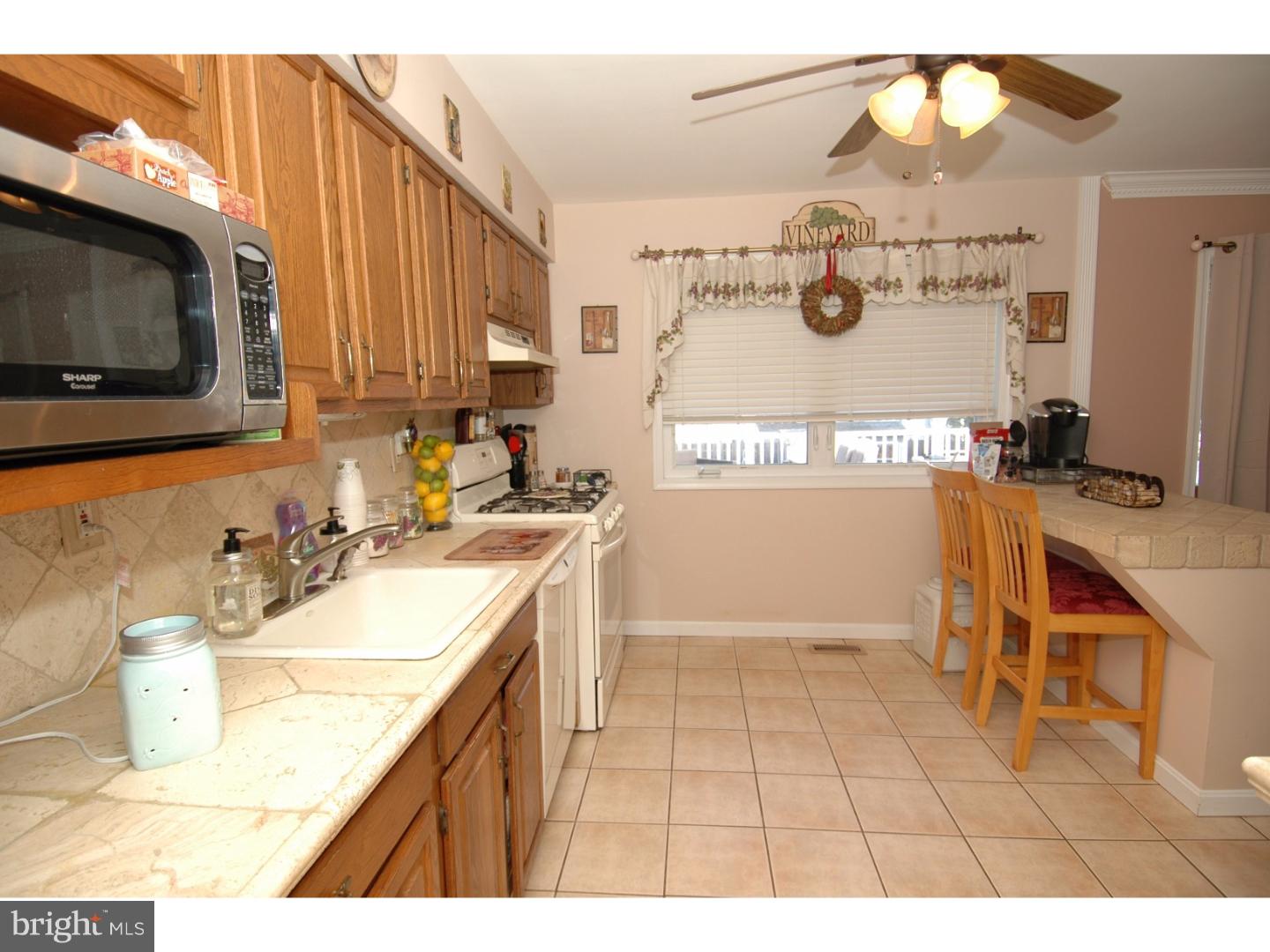 1505 Columbus Road Burlington, NJ 08016 - Photo 6 of 25 Kitchen