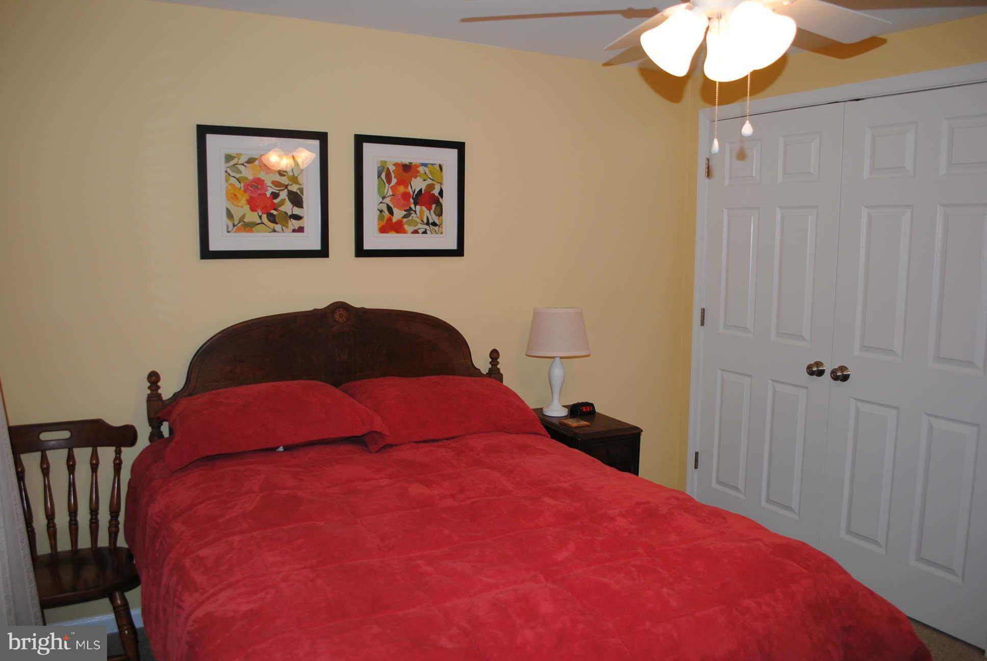 11940 Appling Valley Road Fairfax, VA 22030 - Photo 18 of 30 Bedroom