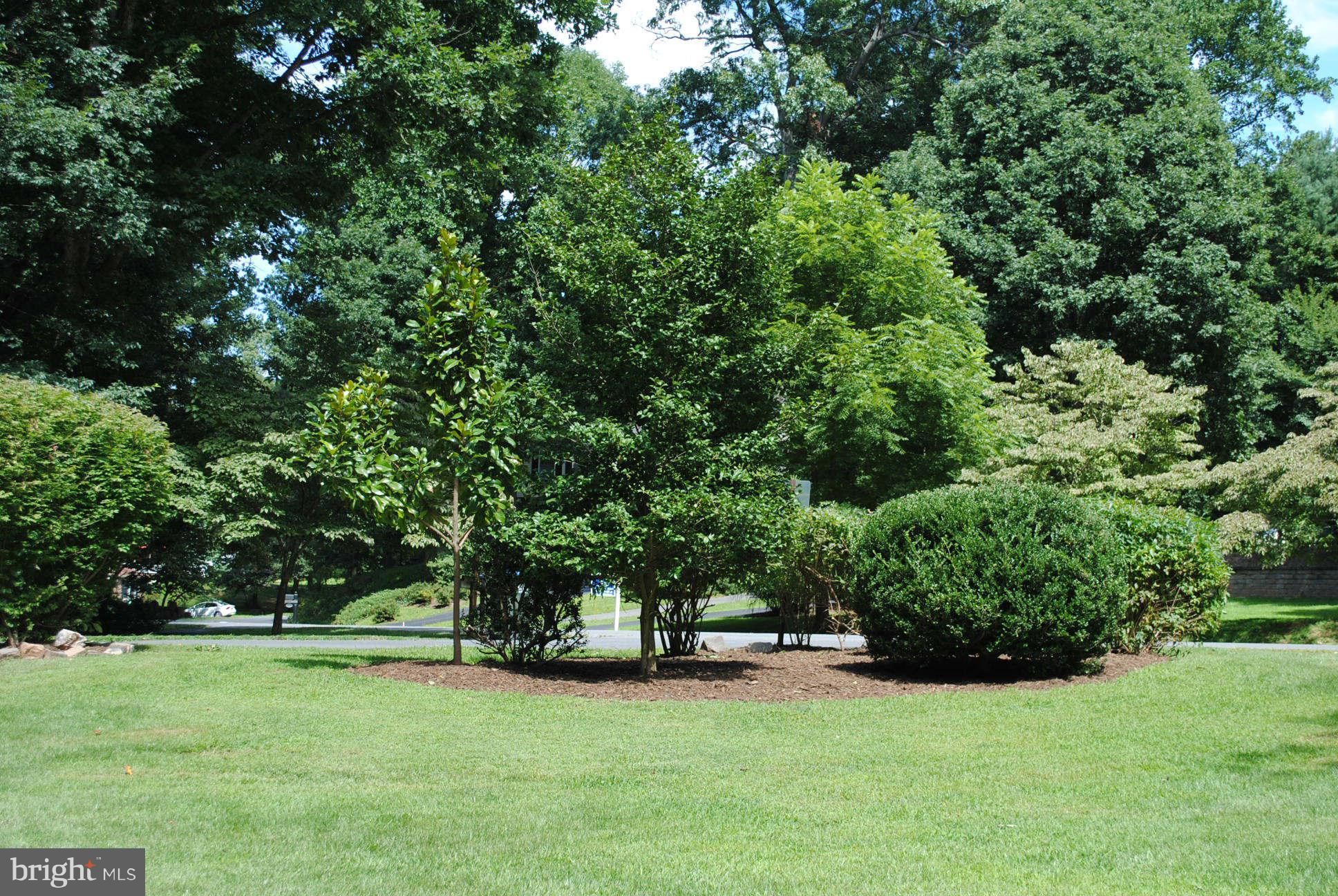 11940 Appling Valley Road Fairfax, VA 22030 - Photo 26 of 30 Exterior (General)