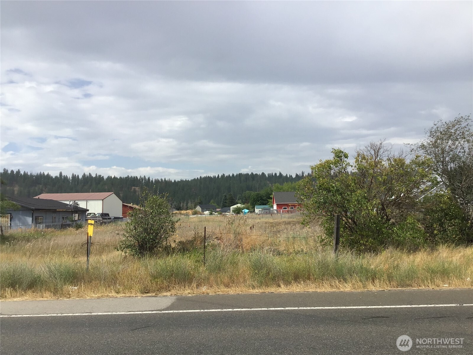 13007 East Wellesley Avenue Spokane Valley, WA 99216 - Photo 3 of 5 a view of a lake view