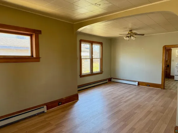 $89,900 | 609 North 14th Avenue East, Ashland, WI 54806