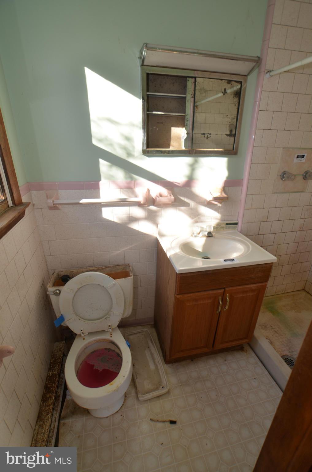 11130 Baker Road Keymar, MD 21757 - Photo 4 of 12 Bath (Master)