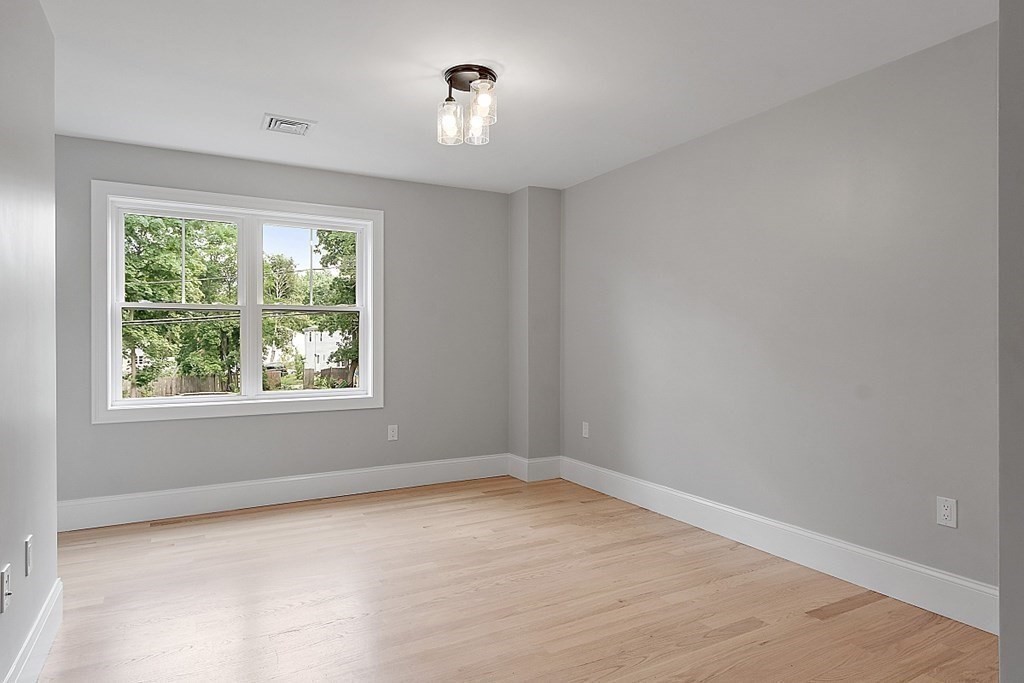 6 McDonald Road Wilmington, MA 01887 - Photo 27 of 40 Gallery Image 27
