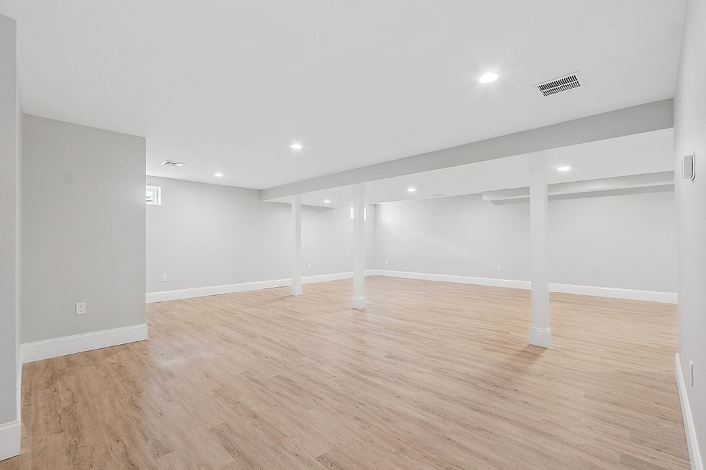 6 McDonald Road Wilmington, MA 01887 - Photo 34 of 40 Gallery Image 34