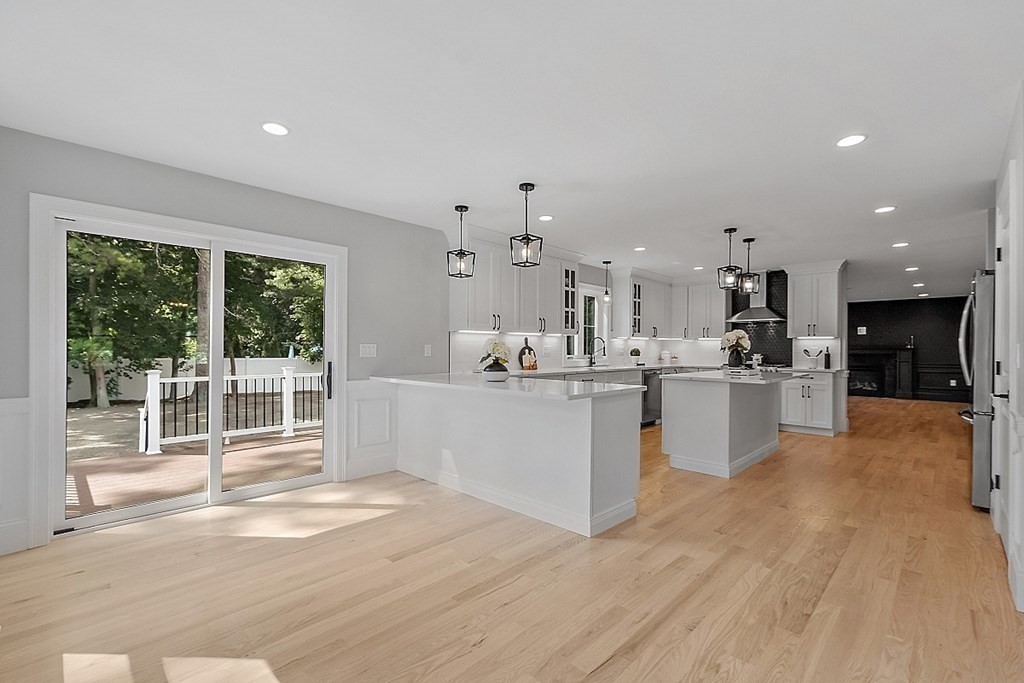 6 McDonald Road Wilmington, MA 01887 - Photo 10 of 40 Gallery Image 10